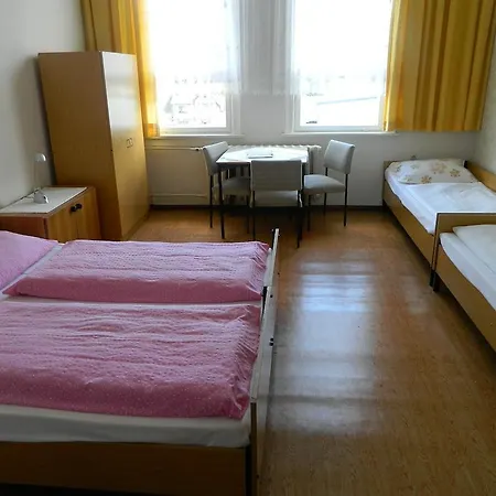 Rennsteighostel Ostello *